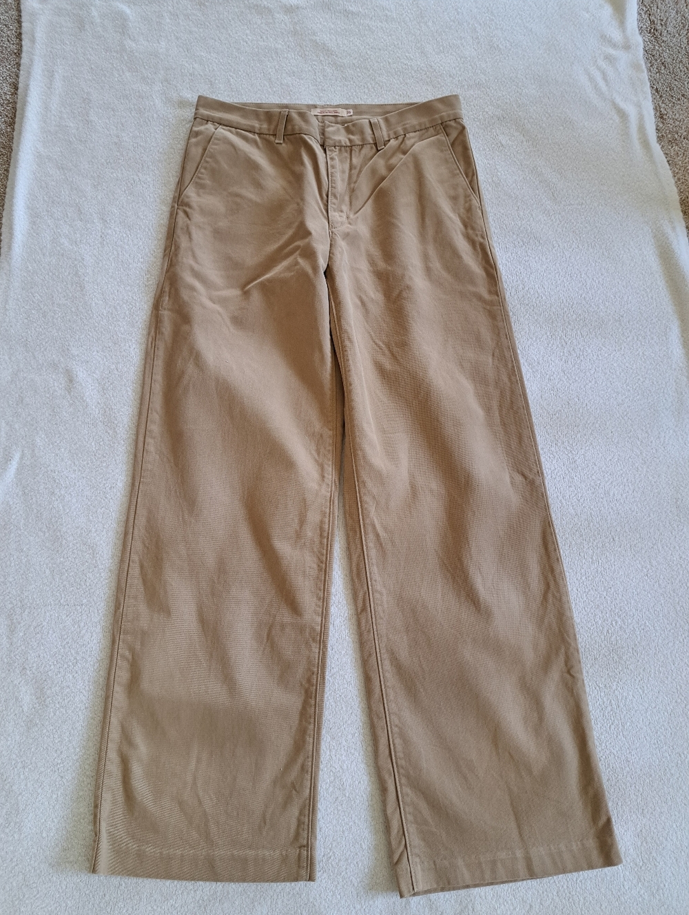 Levi's Baggy Trousers Womens Size 28 Wide Leg Pants Tan Unbasic Khaki Classic - Picture 2 of 14